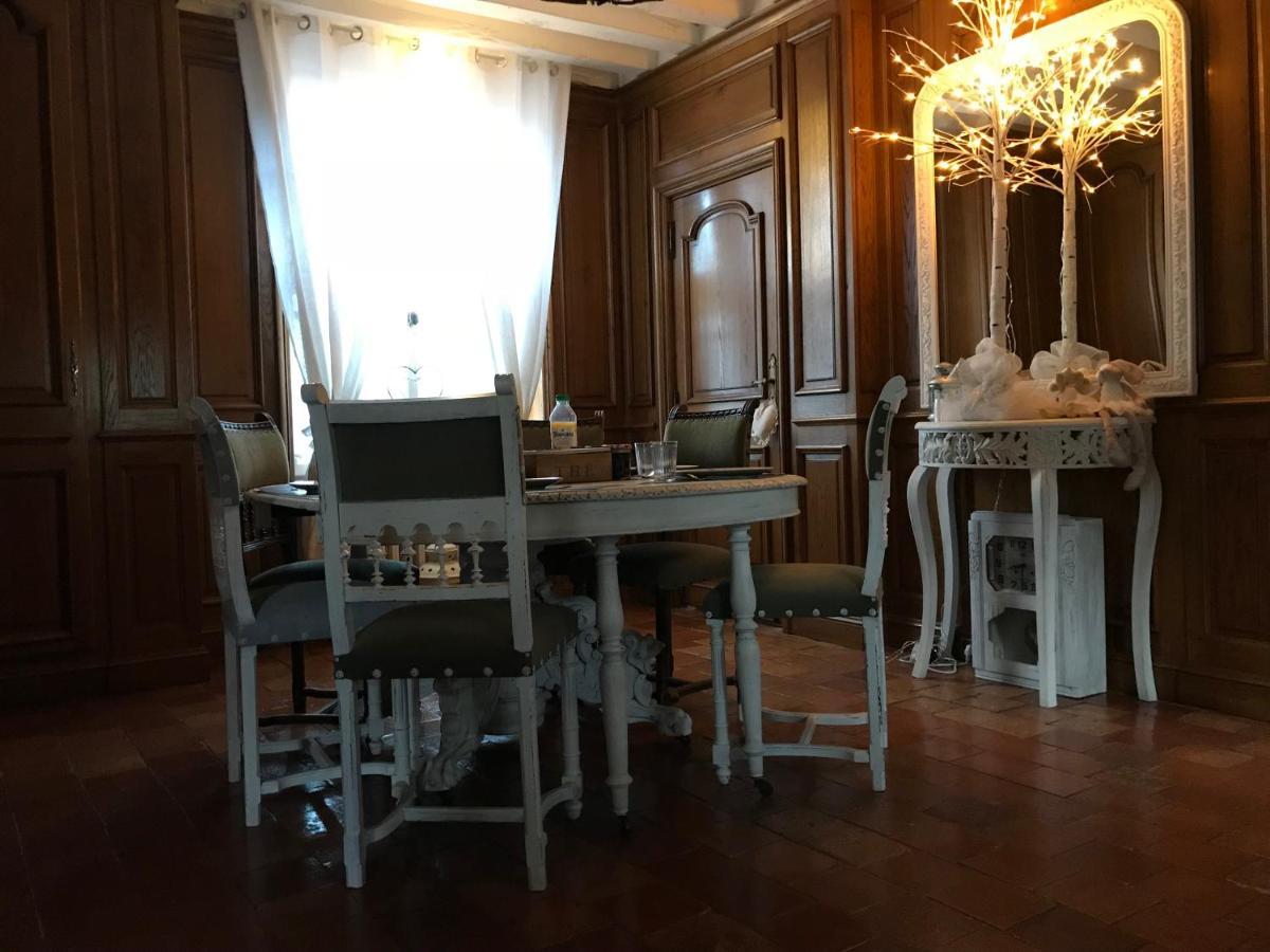 Bed and Breakfast La Taniere Des Ours Chaumont-sur-Tharonne Exterior foto