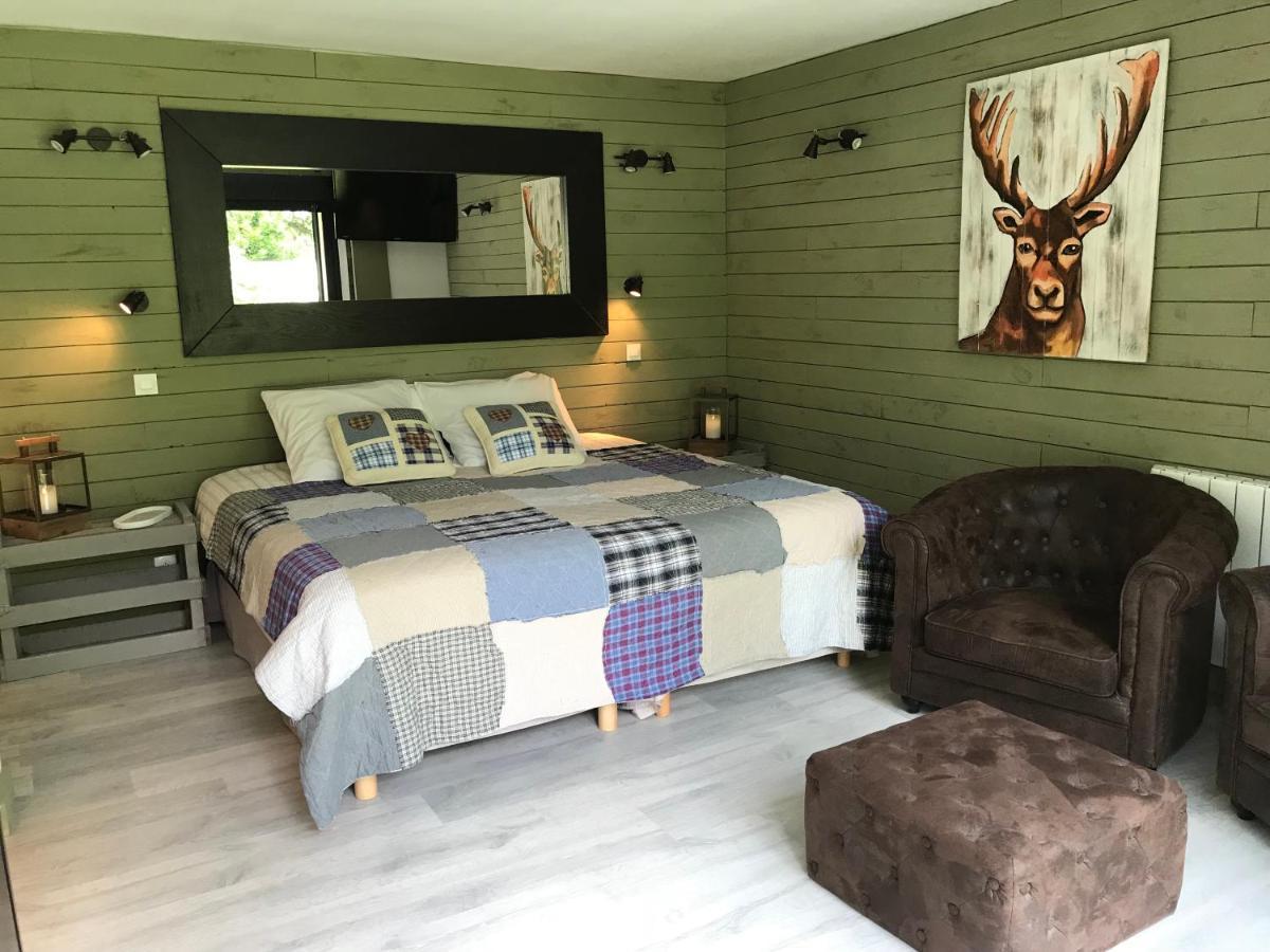 Bed and Breakfast La Taniere Des Ours Chaumont-sur-Tharonne Exterior foto